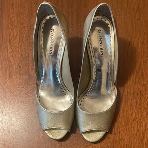 Gianni Bini Metallic Gold Peep Toe Heels